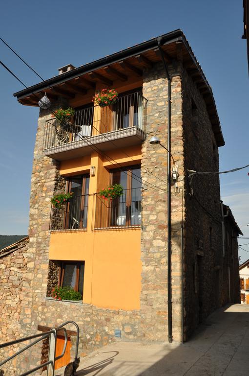 Cal Pastisser De Taus Exterior photo